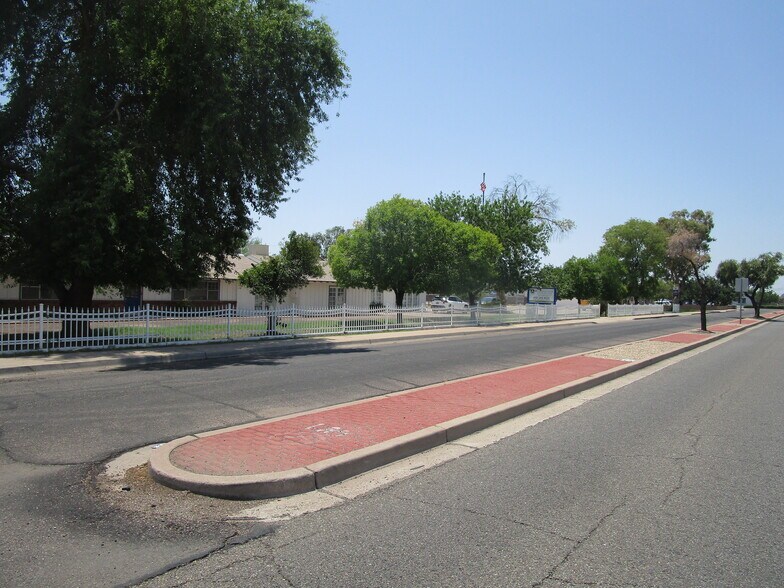 1535 W Dunlap Ave, Phoenix, AZ à vendre - Photo principale – Image 1 sur 2