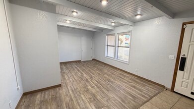 1830 Mesquite Ave, Lake Havasu City, AZ à louer Photo intérieure– Image 2 sur 7