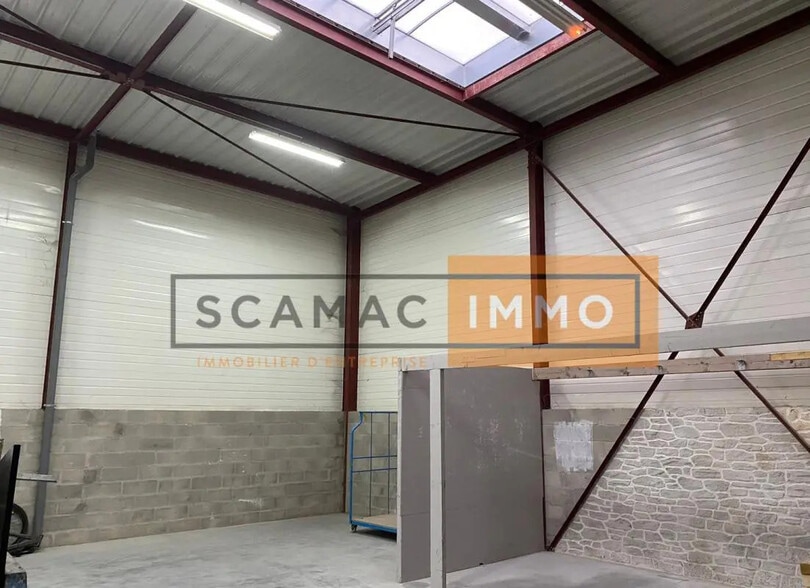 Bureau dans Thorigny-sur-Marne à louer - Photo intérieure – Image 2 sur 4