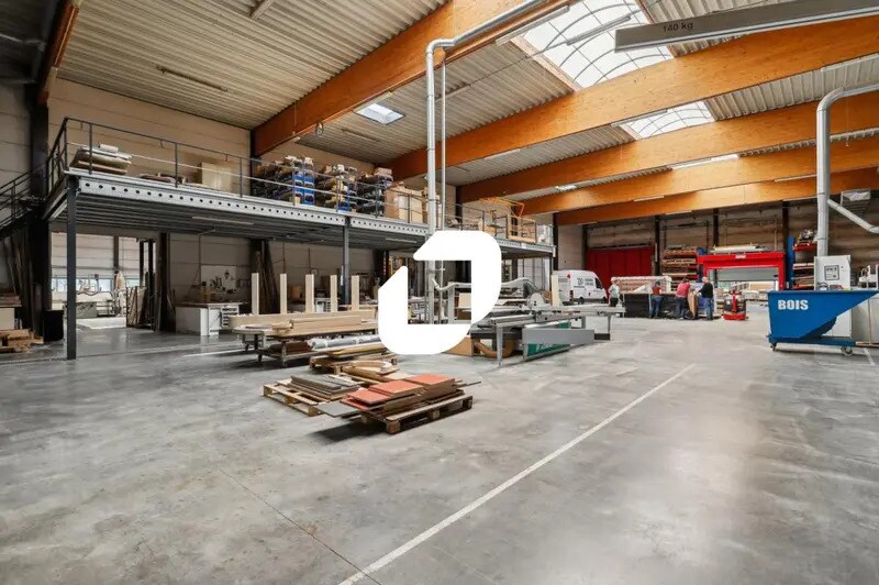 Local d’activités dans Tourcoing à louer - Photo de l’immeuble – Image 3 sur 20