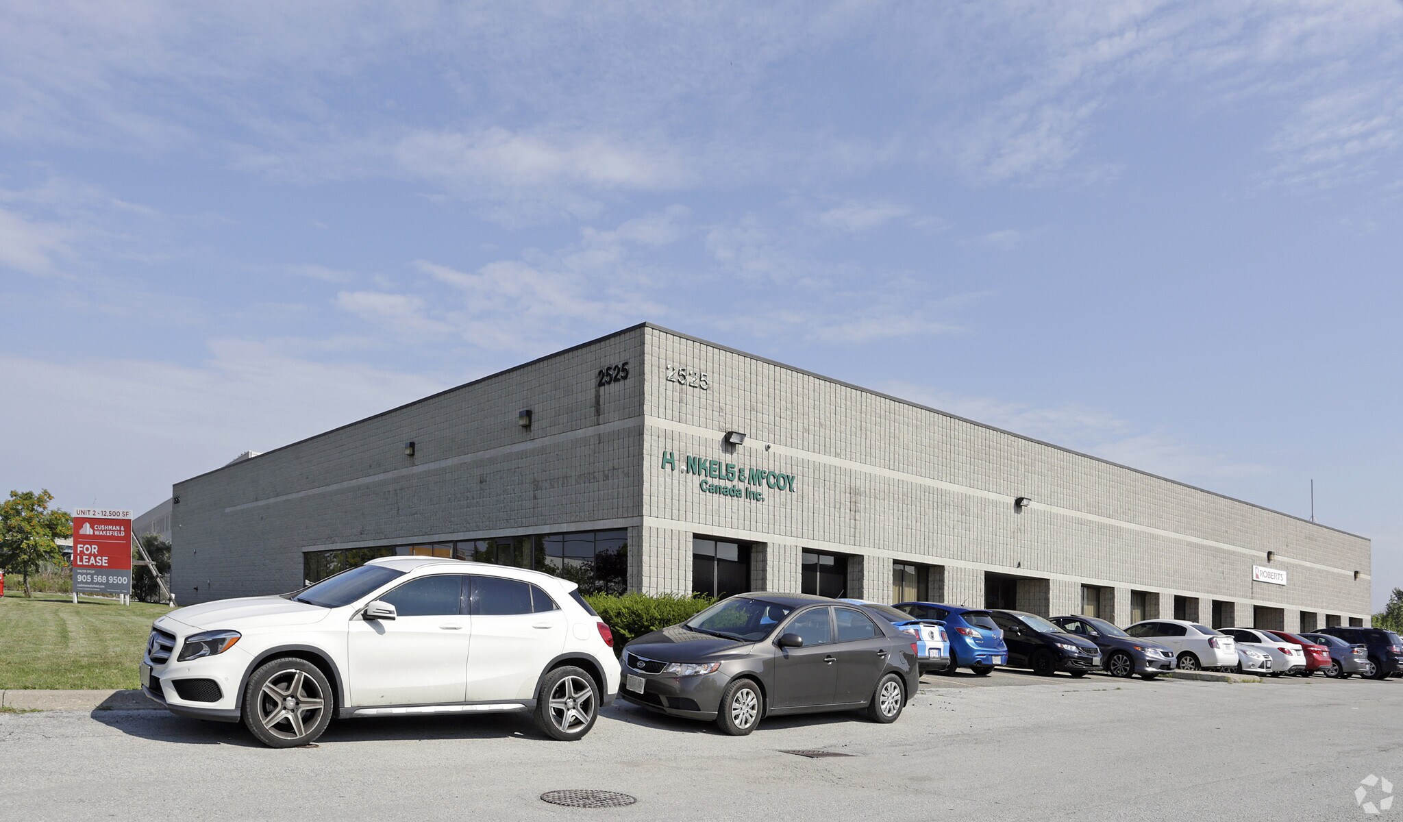 2525 Tedlo St, Mississauga, ON à louer Photo principale– Image 1 sur 8
