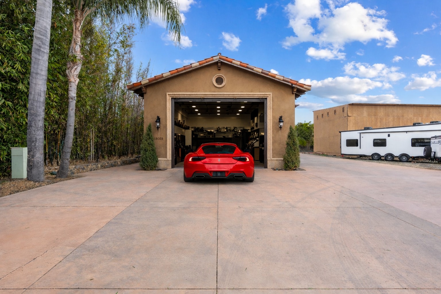 18201-18299, Rancho Santa Fe, CA à louer Photo de l’immeuble– Image 1 sur 3