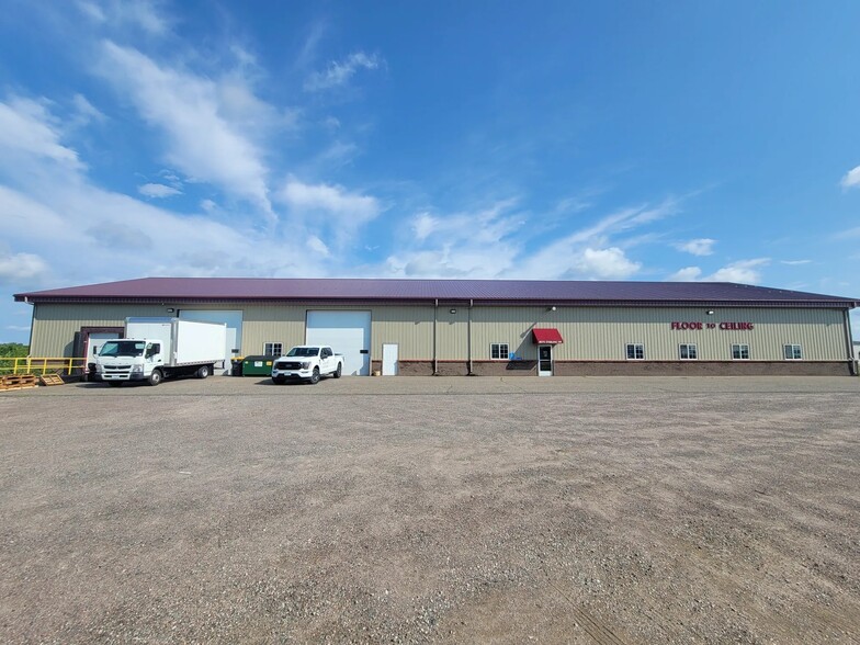 8075 Sterling Dr, Saint Joseph, MN à vendre - Photo de l’immeuble – Image 1 sur 18