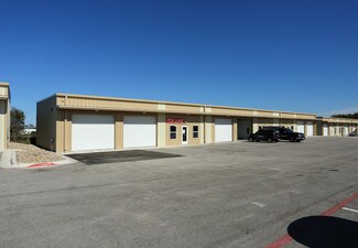 Plus de détails pour 10421 Old Manchaca Rd, Austin, TX - Industriel/Logistique à louer