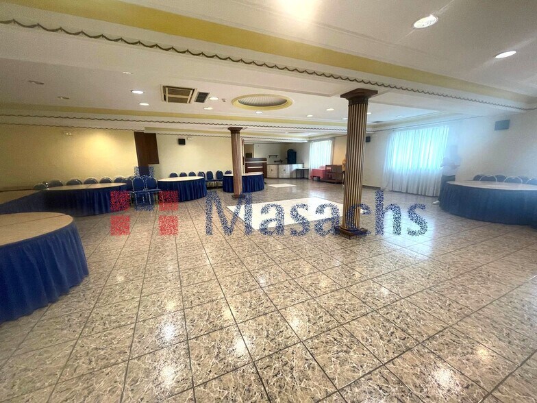 View Photo