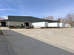 1200 N Logan St, Lincoln, IL à louer Photo intérieure– Image 2 sur 5