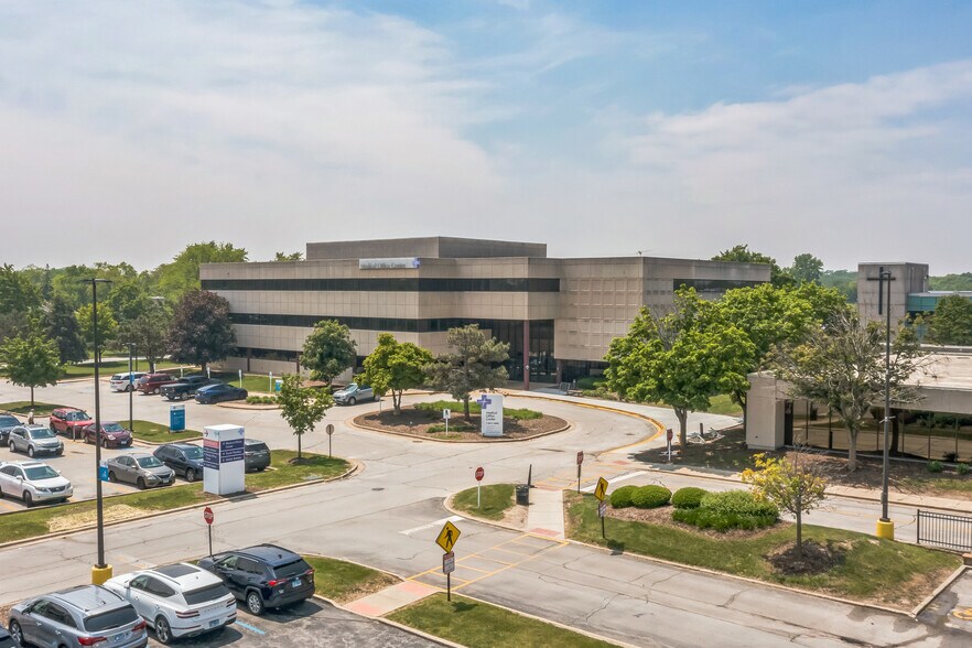17850 S Kedzie Ave, Hazel Crest, IL à louer - Photo de l’immeuble – Image 2 sur 10