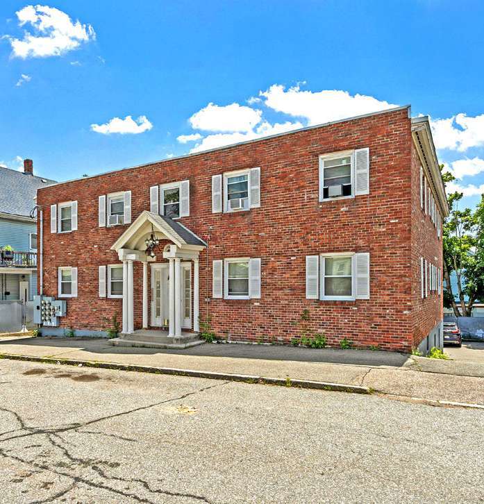170 Cross St, Lowell, MA à vendre Photo principale– Image 1 sur 19