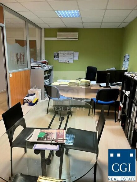 Bureau dans Eybens à louer - Photo de l’immeuble – Image 3 sur 4