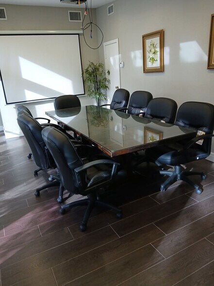 2908 Lakeview Dr, Fern Park, FL à vendre - Photo de l’immeuble – Image 2 sur 3