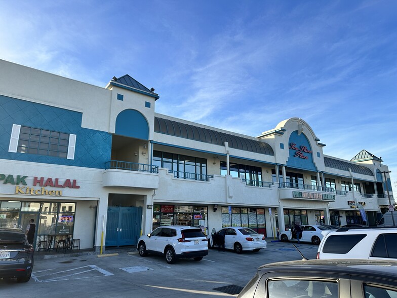 18743 Pioneer Blvd, Artesia, CA à louer - Photo de l’immeuble – Image 2 sur 3