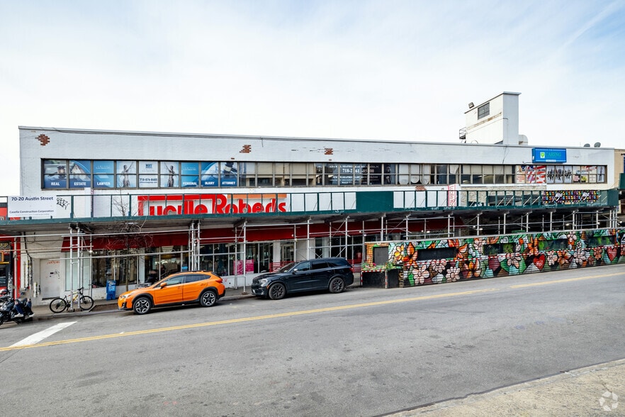 70-20 Austin St, Forest Hills, NY à louer - Photo de l’immeuble – Image 2 sur 8