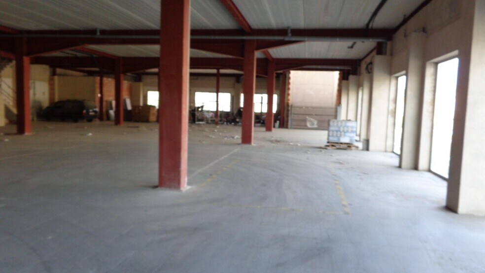 Industriel/Logistique dans Petrer à vendre - Photo intérieure – Image 1 sur 13