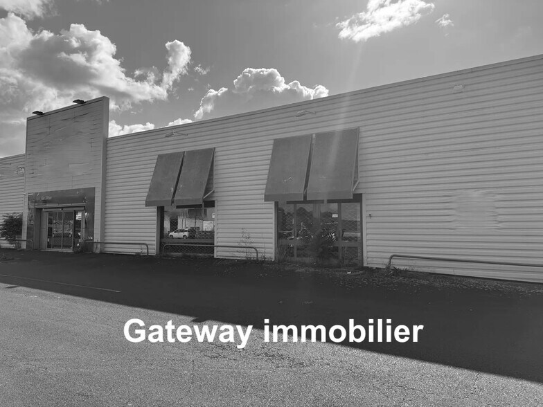 Industriel/Logistique dans COURNON-D'AUVERGNE à vendre - Photo de l’immeuble – Image 2 sur 14