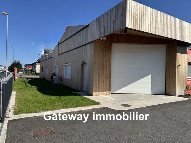 Plus de détails pour Industriel/Logistique à louer