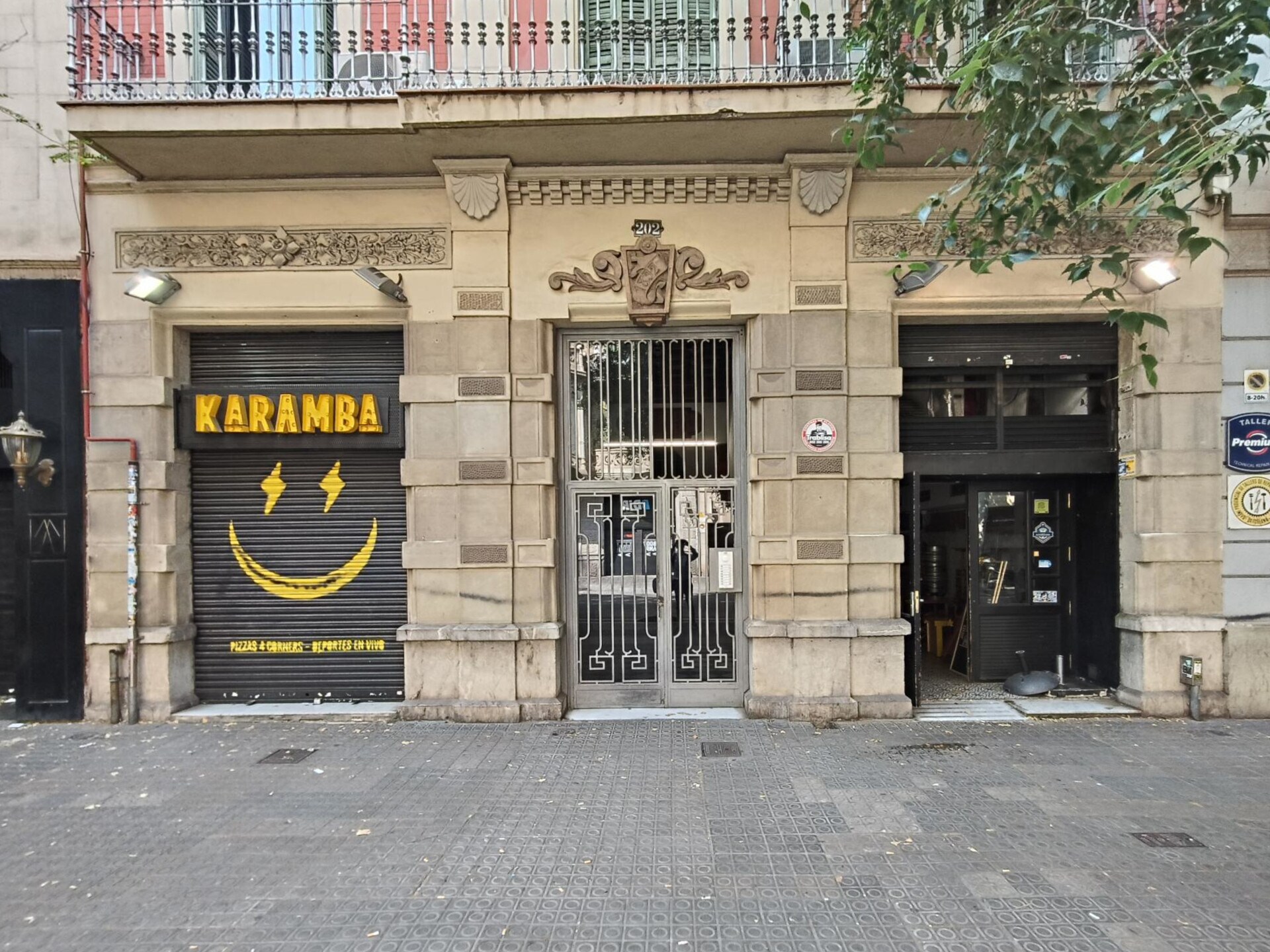 Local commercial dans Barcelone, Barcelona à louer Photo intérieure– Image 1 sur 29