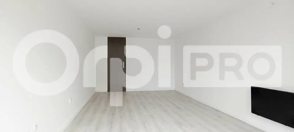 Bureau dans Saint-Pierre-des-Corps à vendre - Photo intérieure – Image 2 sur 3