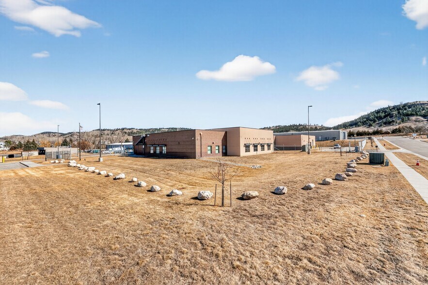 1516 Fountain Plaza Dr, Rapid City, SD à vendre - Photo de l’immeuble – Image 2 sur 10