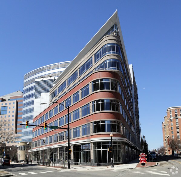 3001 Washington Blvd, Arlington, VA à vendre - Photo de l’immeuble – Image 2 sur 14