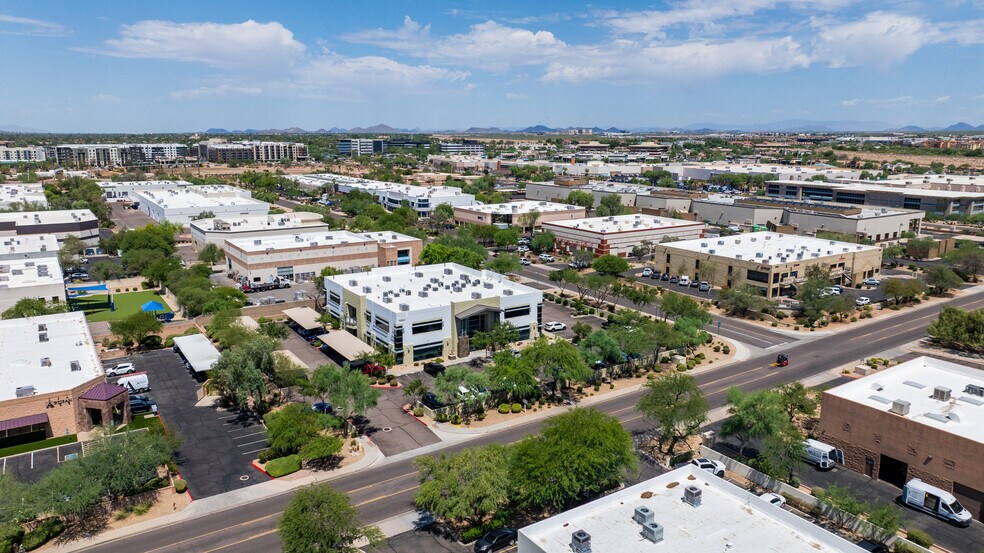15950 N 76th St, Scottsdale, AZ à vendre - Photo de l’immeuble – Image 3 sur 4