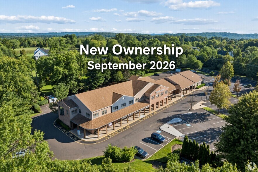 842 Durham Rd, Newtown, PA à louer - Photo de l’immeuble – Image 1 sur 19