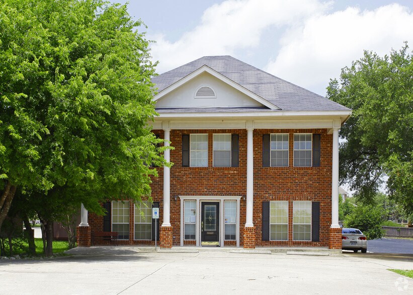 13003 Jones Maltsberger Rd, San Antonio, TX à louer - Photo de l’immeuble – Image 3 sur 36