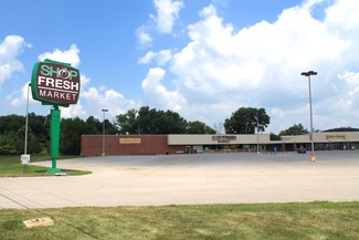 Plus de détails pour 321-331 N Irving Ave, Woodstock, IL - Local commercial à louer