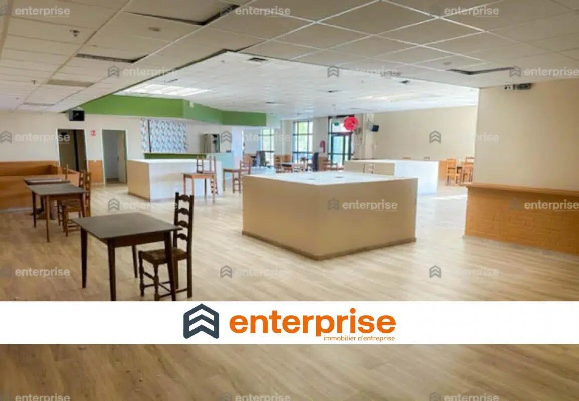 Local commercial dans Hirson à louer Photo de l’immeuble– Image 1 sur 7