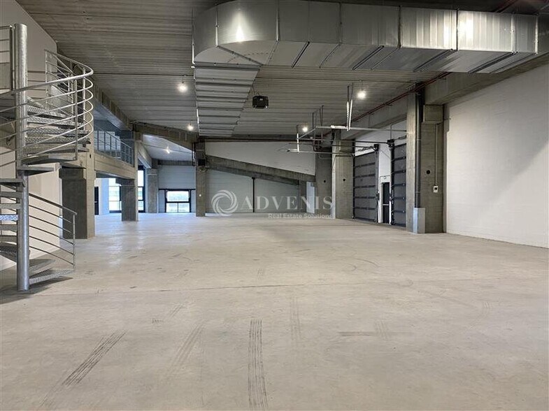 32 Rue De Seine, Colombes à louer - Photo intérieure – Image 2 sur 9