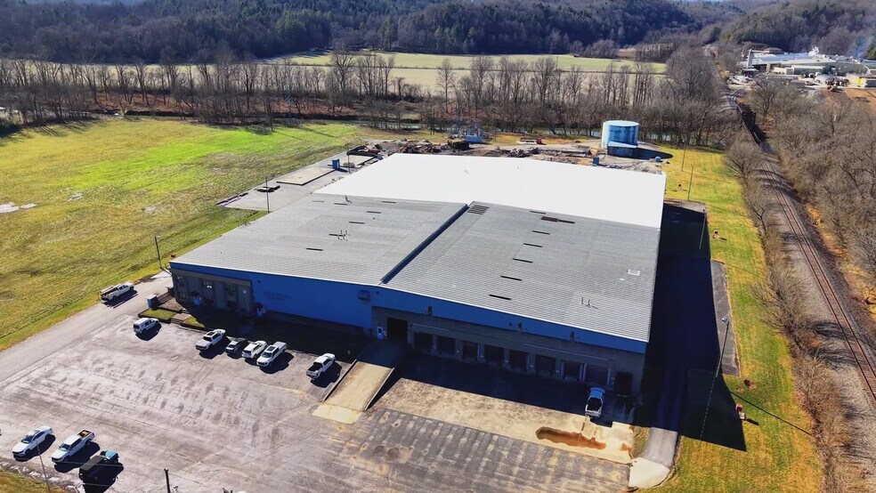 100 Henry McCall Rd, Marion, NC à louer - Vidéo sur l’annonce professionnelle – Image 2 sur 7
