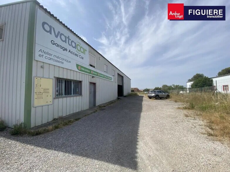 Local d’activités dans Lançon-Provence à louer - Photo de l’immeuble – Image 1 sur 10