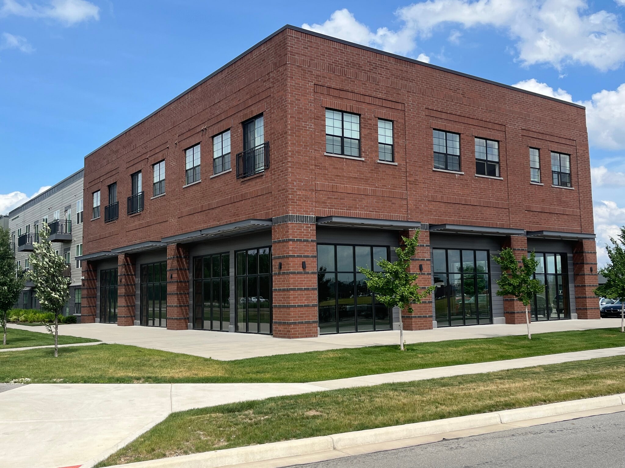 400 Truesdell Ave, La Porte, IN à louer Photo de l’immeuble– Image 1 sur 3