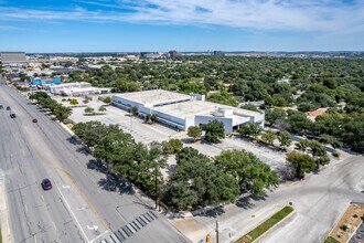 7000 San Pedro Ave, San Antonio, TX - Vue aérienne  vue de carte