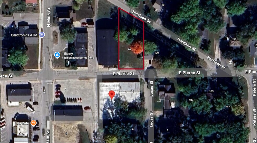 96 E Pierce St, Whitestown, IN à vendre - Photo de l’immeuble – Image 1 sur 1