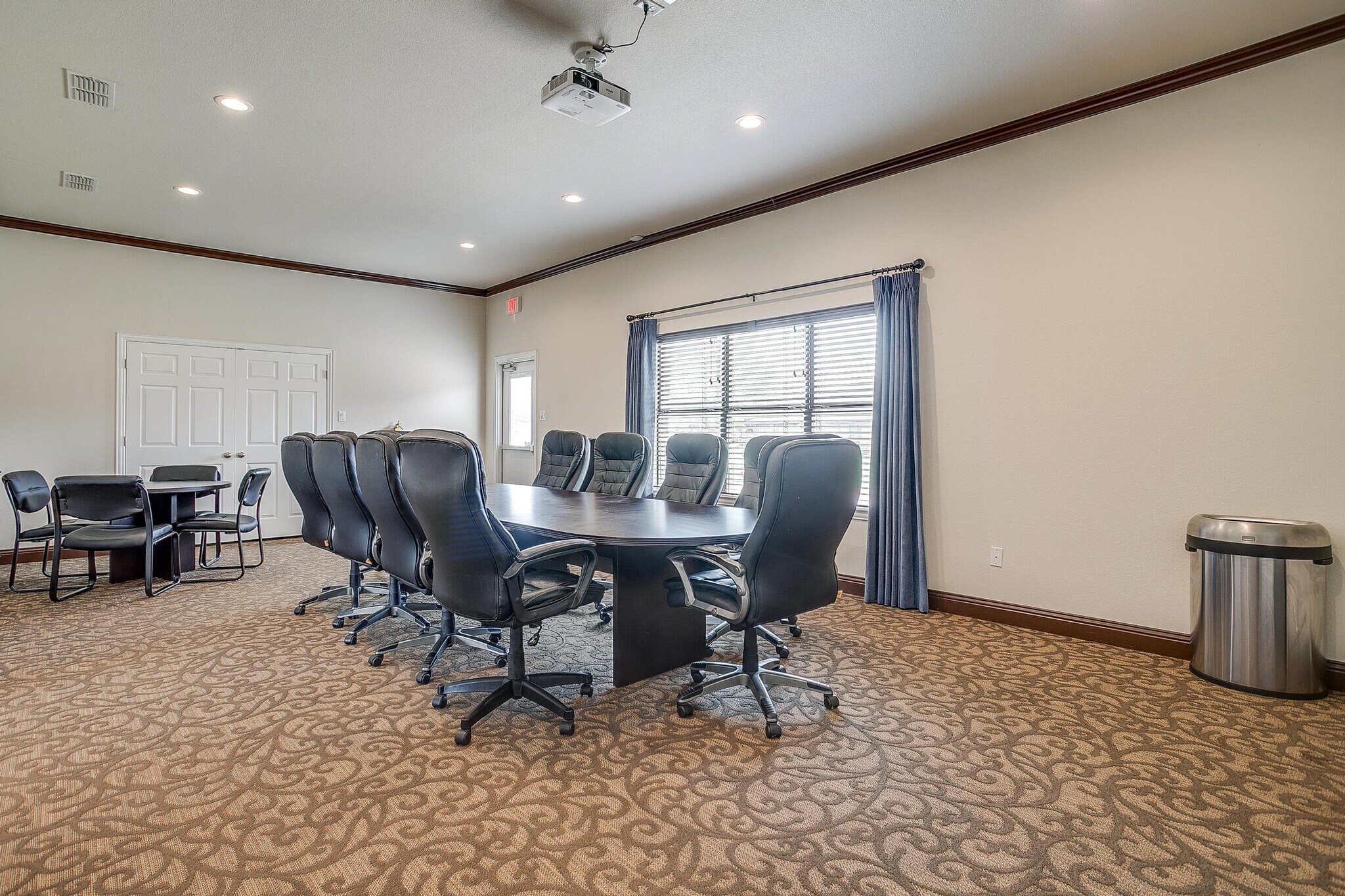 300 Crown Pointe Blvd, Willow Park, TX à louer Photo de l’immeuble– Image 1 sur 53