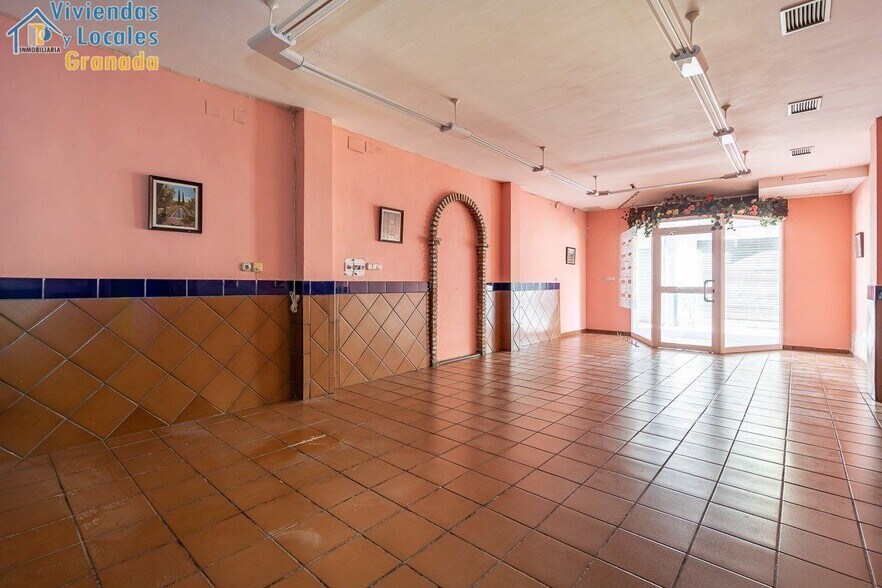 Local commercial dans Ogíjares à vendre - Photo intérieure – Image 3 sur 9