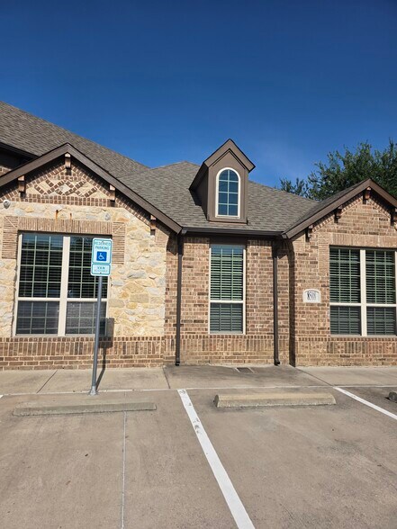 8508 Precinct Line Rd, Colleyville, TX à louer - Photo de l’immeuble – Image 3 sur 42