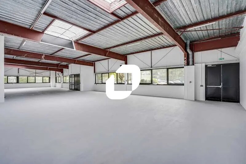4 Avenue De Norvège, Villebon-sur-Yvette à louer - Photo de l’immeuble – Image 3 sur 14