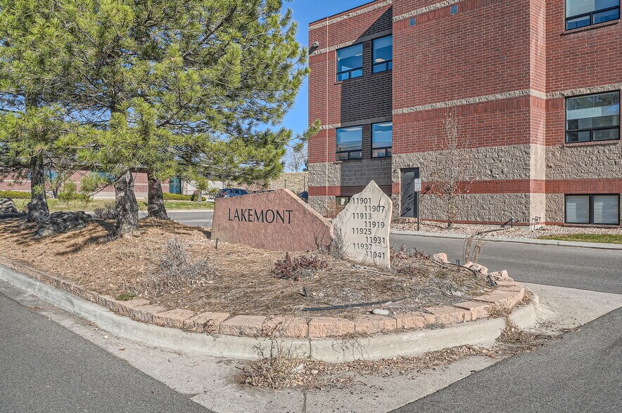 11919 W I-70 N, Wheat Ridge, CO à louer - Photo de l’immeuble – Image 3 sur 4