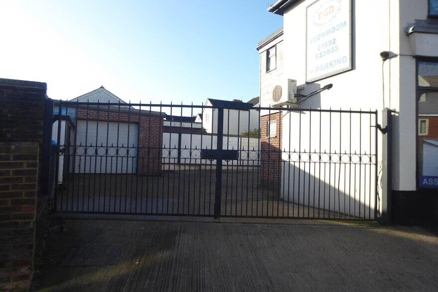 57 High Brooms Rd, Tunbridge Wells à louer - Photo de l’immeuble – Image 2 sur 7