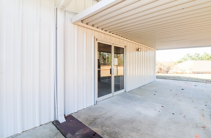 2889 S Lamar Blvd, Oxford, MS à louer - Photo de l’immeuble – Image 2 sur 44