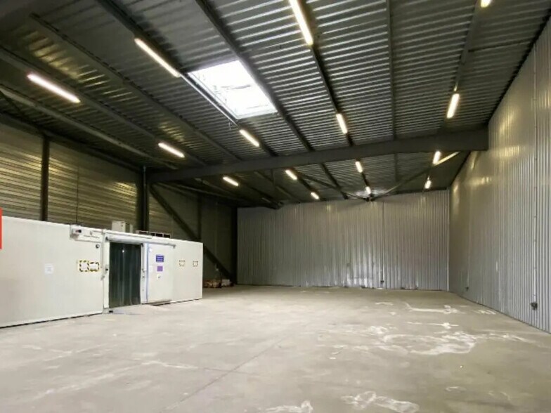 Industriel/Logistique dans Voujeaucourt à louer - Photo de l’immeuble – Image 2 sur 3