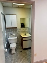 456 US Highway 22 W, Readington, NJ à louer Photo intérieure– Image 2 sur 6