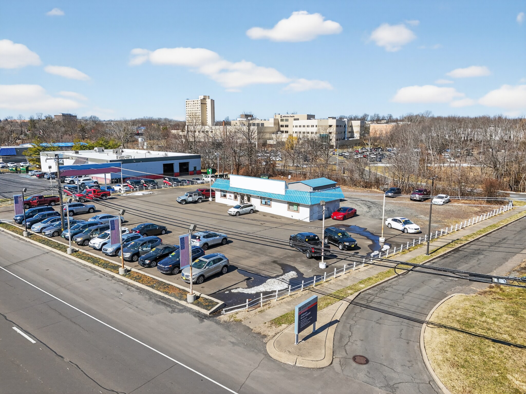 135 Lincoln Hwy, Fairless Hills, PA à louer Photo principale– Image 1 sur 4