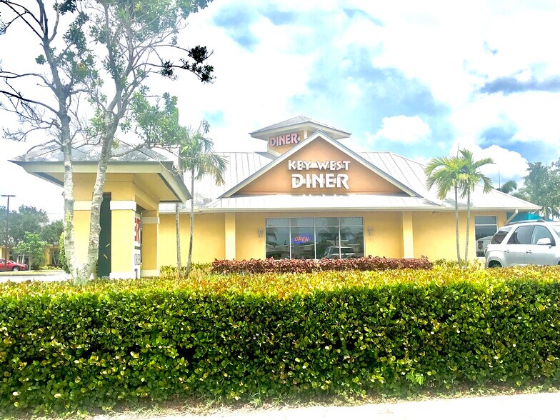 1601-1619 NW Federal Hwy, Stuart, FL à louer - Photo de l’immeuble – Image 3 sur 21