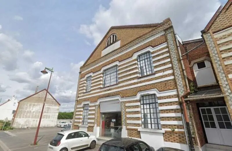 Local d'activités dans Annezin à vendre - Photo de l’immeuble – Image 2 sur 5