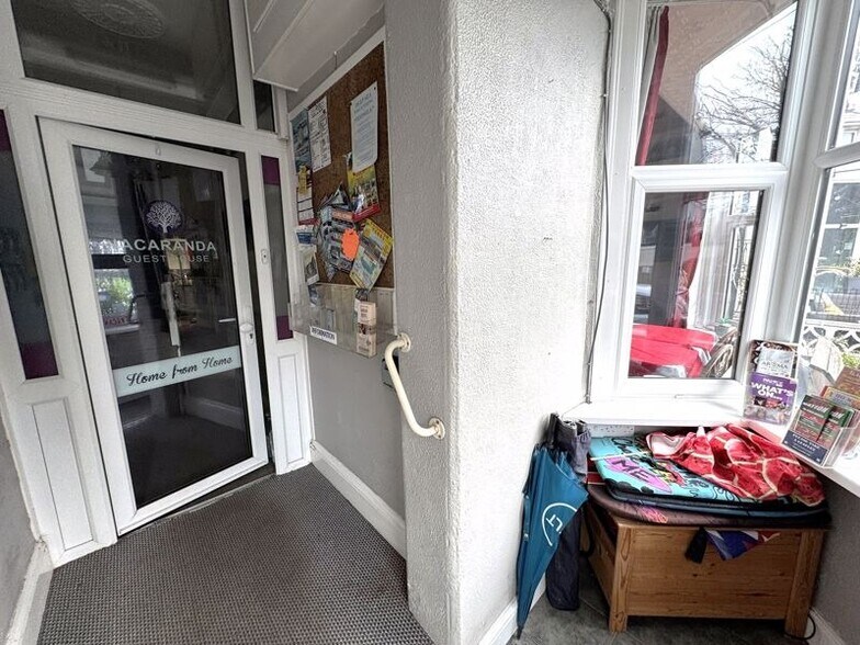8 Beach Rd, Paignton à vendre - Photo intérieure – Image 3 sur 4
