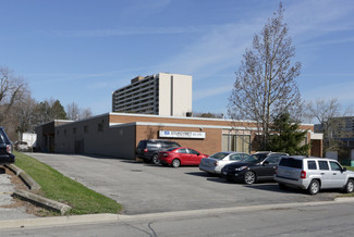 Plus de détails pour 1885 Sharlyn Rd, Mississauga, ON - Industriel/Logistique à vendre