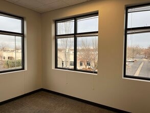 9050 W Overland Rd, Boise, ID à louer Photo intérieure– Image 1 sur 9