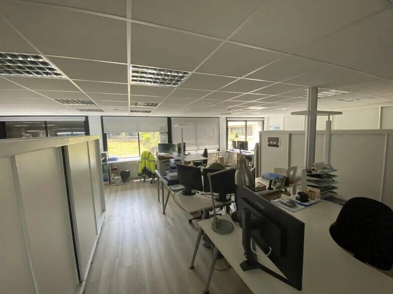Bureau dans Nantes à louer - Photo de l’immeuble – Image 2 sur 16